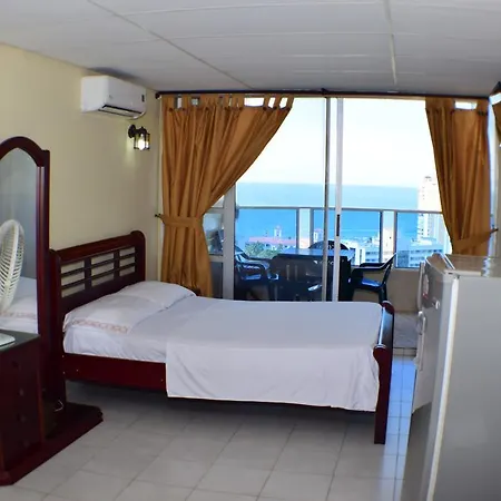 Estudio Con Balcon #18 Apartamento